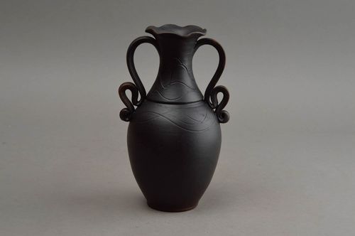 Vase en céramique avec ornement et anses style ethnique fait main déco - MADEheart.com