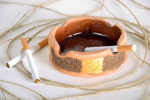 Ceramic table ashtray - MADEheart.com