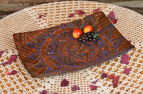 Яркая квадратная декоративная тарелка с росписью акрилом для декора стола - MADEheart.com