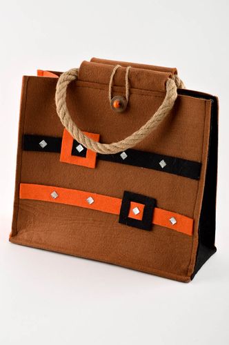 Beautiful handmade felt bag design shoulder bag casual style ideas gifts for her - MADEheart.com