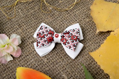 Pinza para el pelo hecha a mano adorno para el cabello accesorio infantil - MADEheart.com