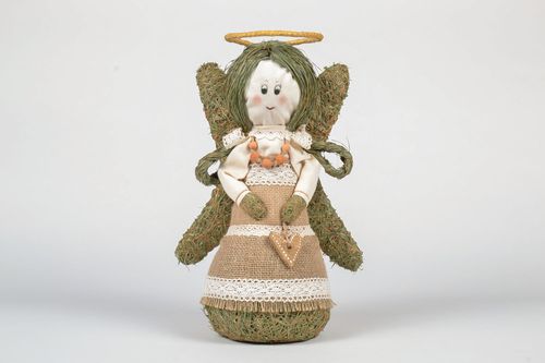 Angel made of grass and hay - MADEheart.com