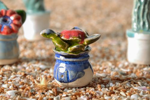 Clay statuette in the form of houseplant with flower - MADEheart.com
