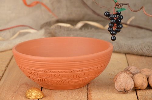 Joli bol en céramique avec ornements 1 litre fait main vaisselle claire - MADEheart.com