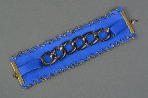 Blaues Armband aus Leder - MADEheart.com