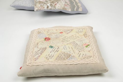 Coussin en tissu de coton rempli décales - MADEheart.com