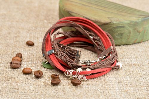 Rot braunes Wildleder Armband handmade Designer Schmuck Frauen Accessoire  - MADEheart.com