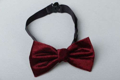 Rote Fliege aus Velour - MADEheart.com