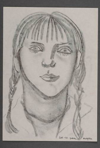 Portrait of a girl - MADEheart.com