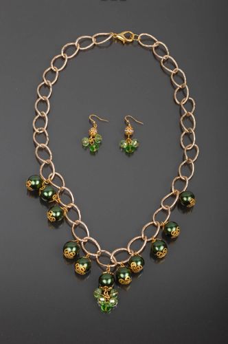 Handmade jewelry set stylish earrings and necklace designer accessories - MADEheart.com