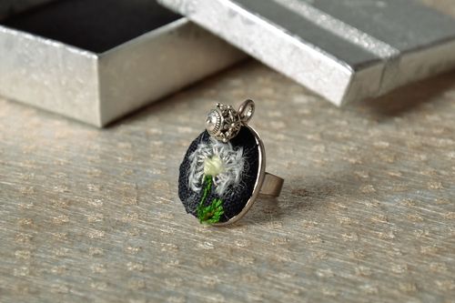 Ring with embroidery - MADEheart.com