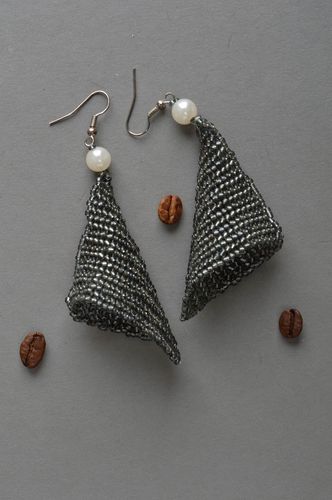 Handmade drop earrings beaded jewelry top gifts for women fashion accessories - MADEheart.com
