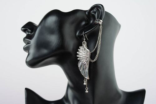 Cuff earrings made of costume jewelery alloy Archangel - MADEheart.com
