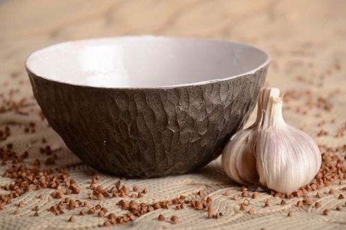 Homemade glazed clay deep bowl - MADEheart.com