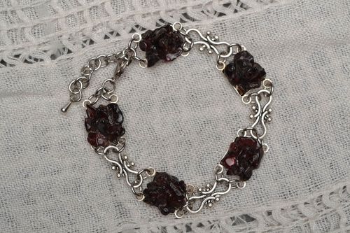 Bracelet en pierre naturelle grenat fait main - MADEheart.com