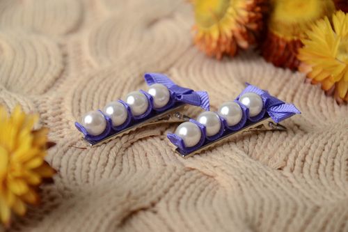 Set of 2 handmade decorative hair clips with violet rep ribbons and white beads  - MADEheart.com