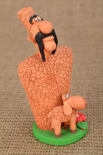 Designer clay statuette Mountaineer - MADEheart.com