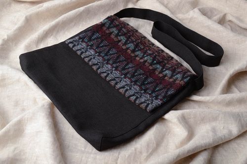 Black fabric purse - MADEheart.com