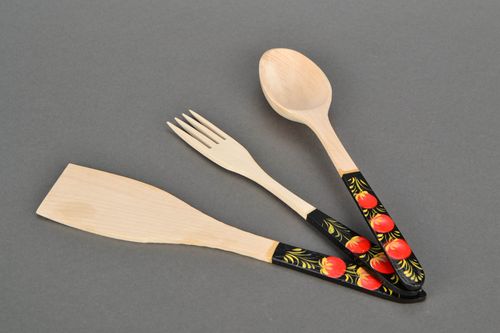 Küchenutensilien aus Holz - MADEheart.com