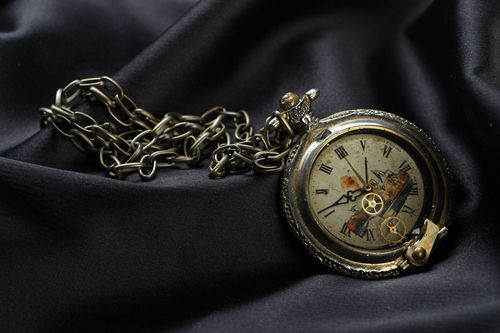 Colgante para cuello en estilo steampunk - MADEheart.com