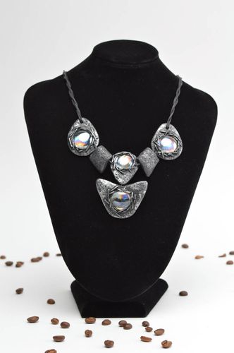 Collar con arcilla polimérica artesanal bisutería fina regalo original Piedras - MADEheart.com