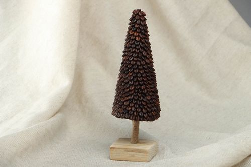Decorative fir-tree with coffee grains - MADEheart.com