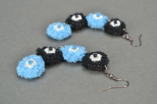 Pendientes tejidos a mano - MADEheart.com