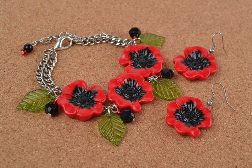 Parure boucles doreilles et bracelet faits main en pâte polymère Coquelicots - MADEheart.com