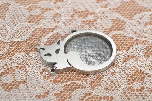 Unusual homemade DIY metal blank pendant in the shape of cat jewelry making - MADEheart.com