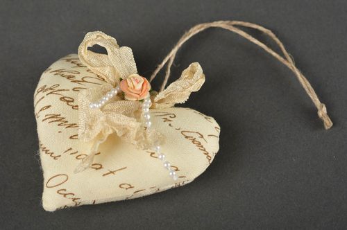 Corazón decorativo hecho a mano decoración de interior regalo original - MADEheart.com