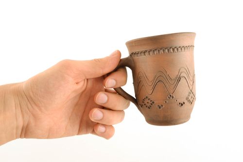 Red clay 8 oz coffee mug with handle and rustic pattern - MADEheart.com