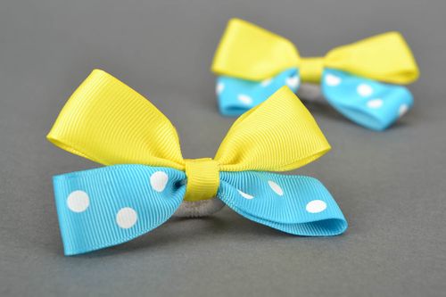 Set of polka dot scrunchies - MADEheart.com