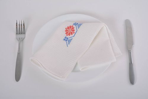 Cotton rectangular white napkin with machine embroidery handmade home decor - MADEheart.com