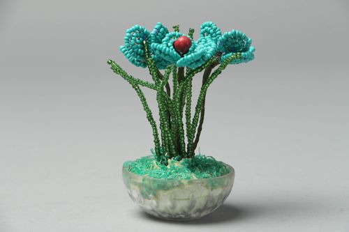 Dekorative Blumen aus Glasperlen Blau - MADEheart.com