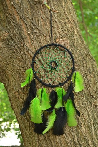 Capteur de rêve fait main Attrape-cauchemar vert noir amulette Déco maison - MADEheart.com