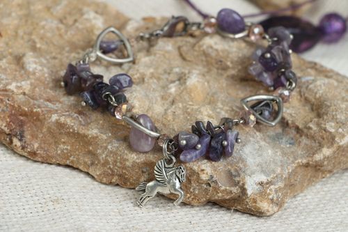 Silver bracelet with amethyst - MADEheart.com