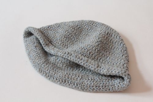 Gorro de lã feito à mão cinzento - MADEheart.com