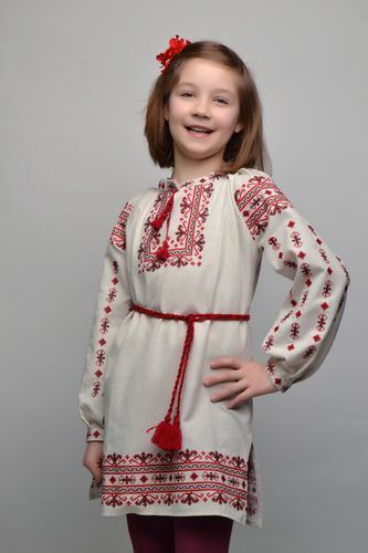 Embroidered dress - MADEheart.com
