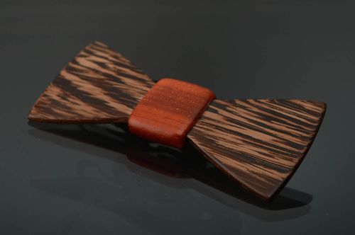 Schöne Fliege aus Holz - MADEheart.com