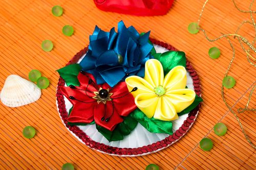 Imán de nevera artesanal con flores regalo original decoración de cocina - MADEheart.com