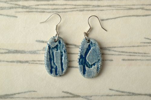 Ceramic earrings of oval shape painted with enamels - MADEheart.com