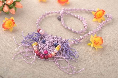 Pendentif violet Bijou fait main Accessoire femme macramé ankars en fils - MADEheart.com