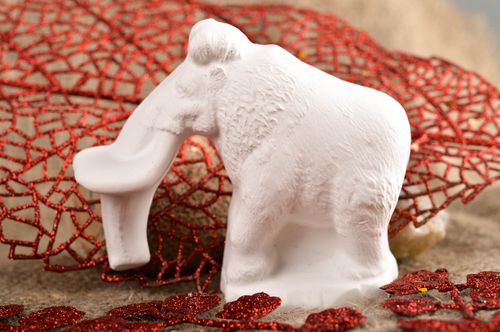 Handmade craft blank arts and crafts supplies unpainted plaster figurines - MADEheart.com