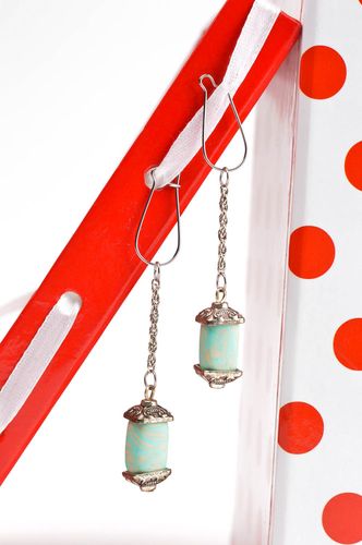 Orecchini pendenti fatti a mano di argilla polimerica accessori da donna - MADEheart.com