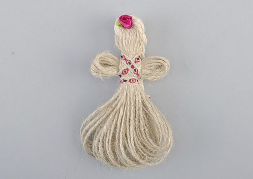 Volkspuppe-Shjelanniza - MADEheart.com