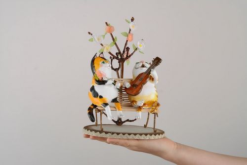 Statuette Serenade - MADEheart.com