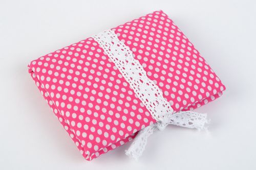 Handmade Notizblock in Rosa mit Stoff Hülle weiß gepunktet 60 Seiten  - MADEheart.com
