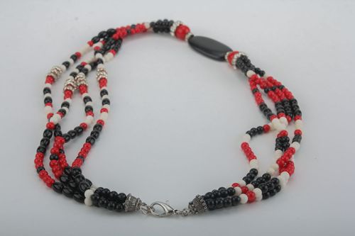 Red and black necklace with natural stones - MADEheart.com