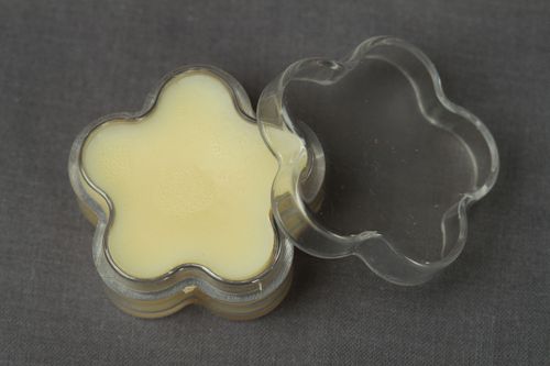 Solid perfume with citrus aroma - MADEheart.com