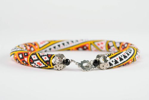 Collar de moda con abalorios - MADEheart.com